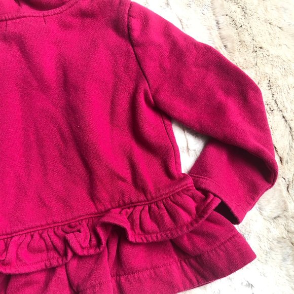 Calvin Klein - Picture 4 of 5